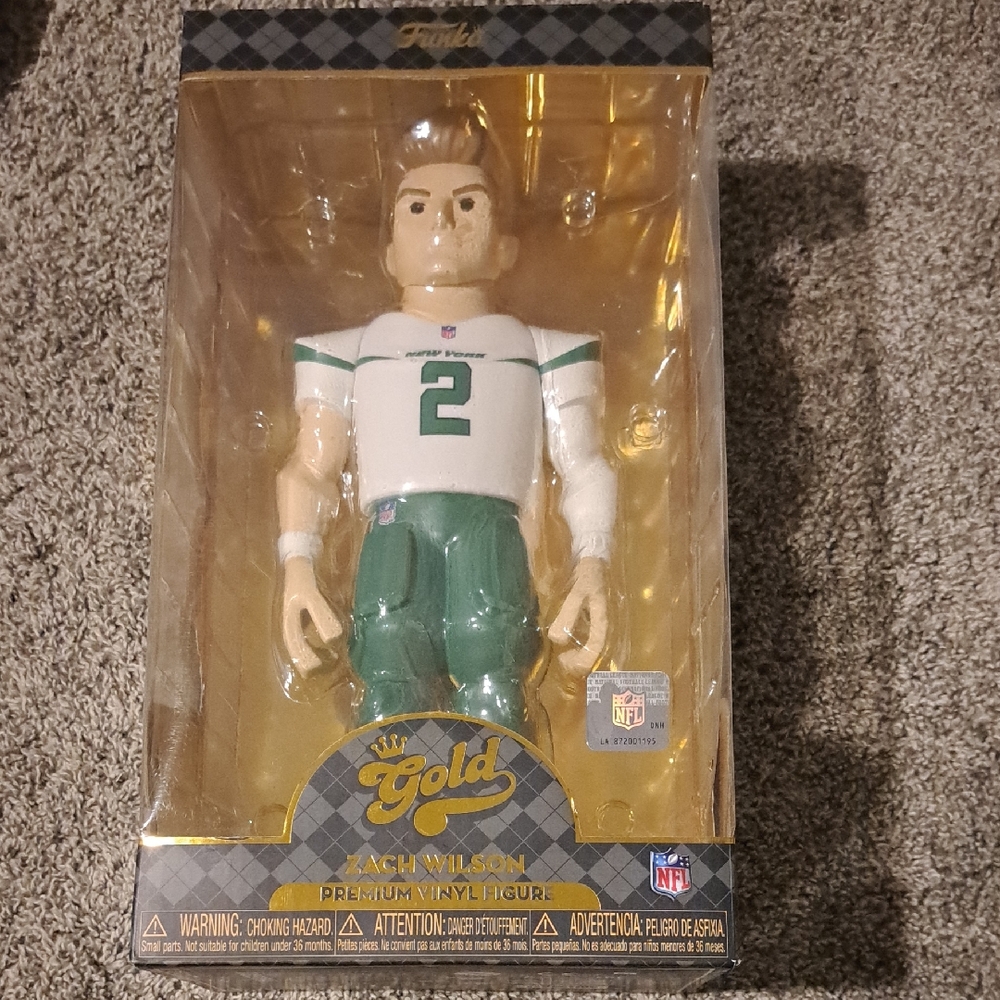 Funko Gold Zach Wilson Premium Vinyl Figure - Green and White